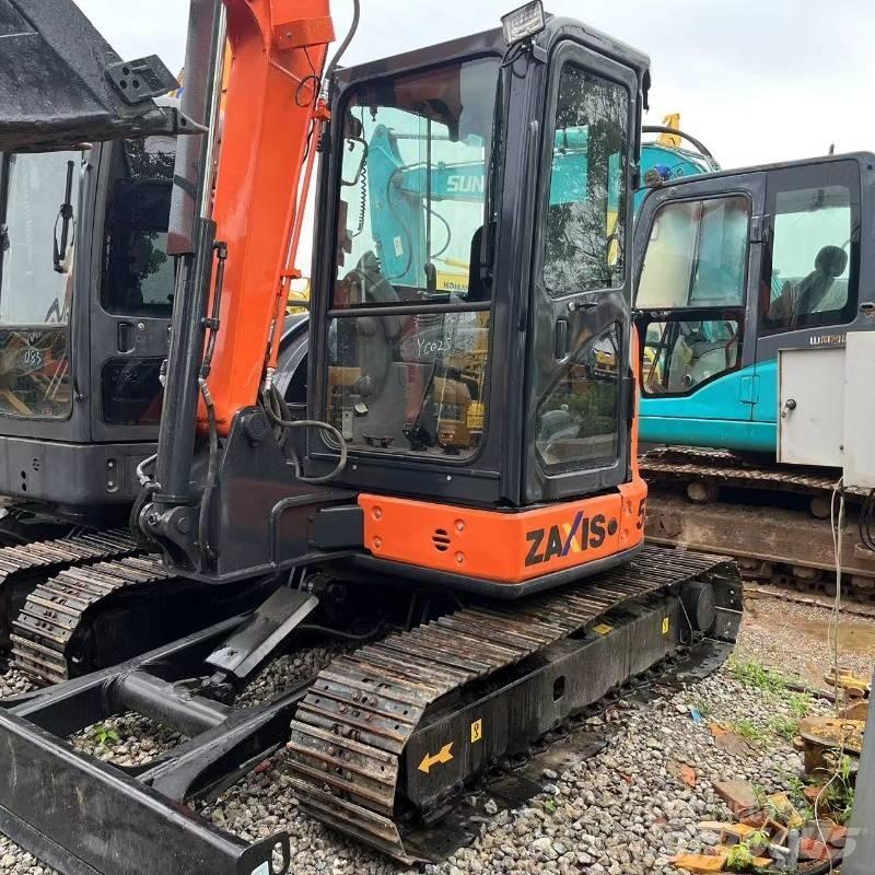 Hitachi ZX 55 Mini kotrók < 7t