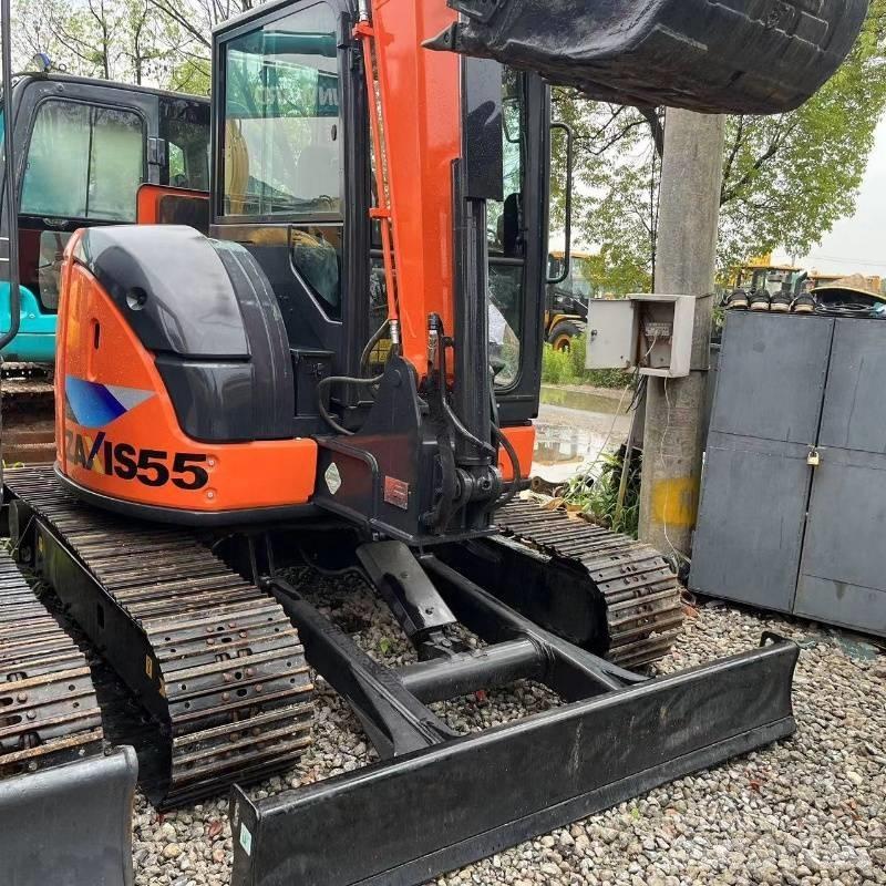 Hitachi ZX 55 Mini kotrók < 7t