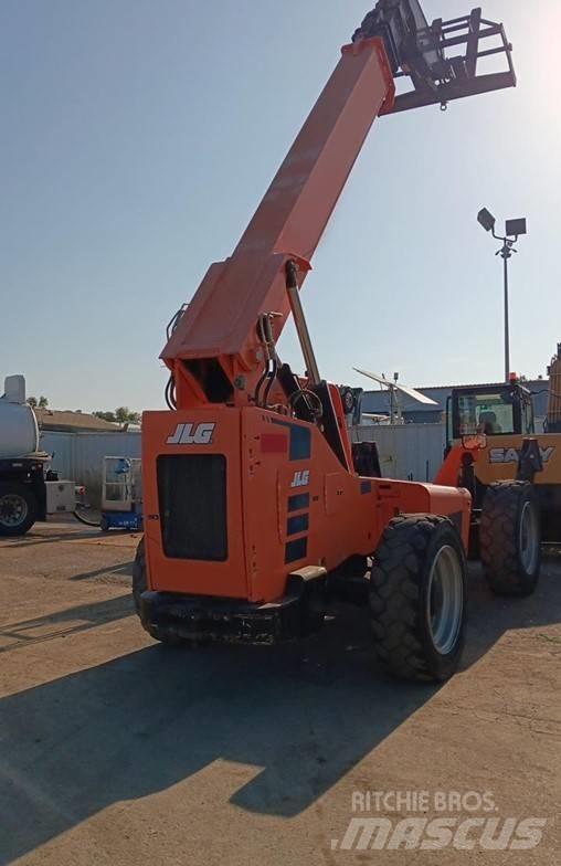 SkyTrak 10054 Teleszkópos rakodók