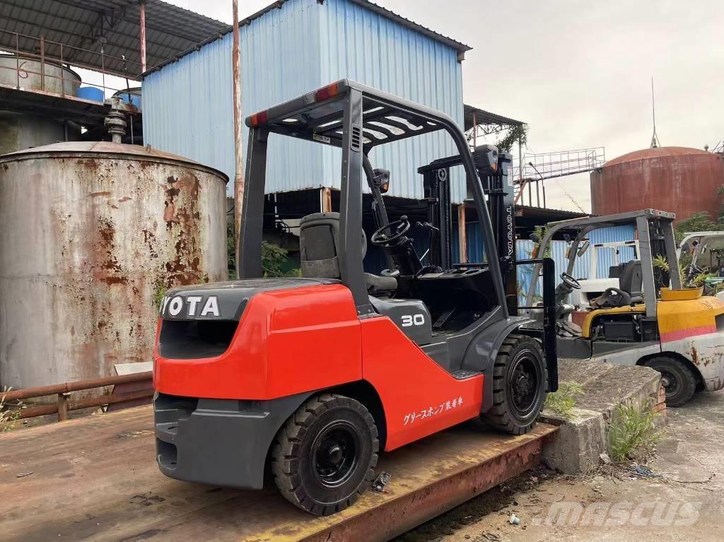 Toyota FD 30 Dízel targoncák