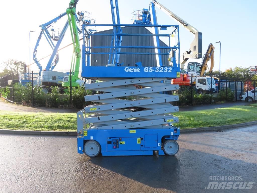 Genie GS 3232 Ollós emelők