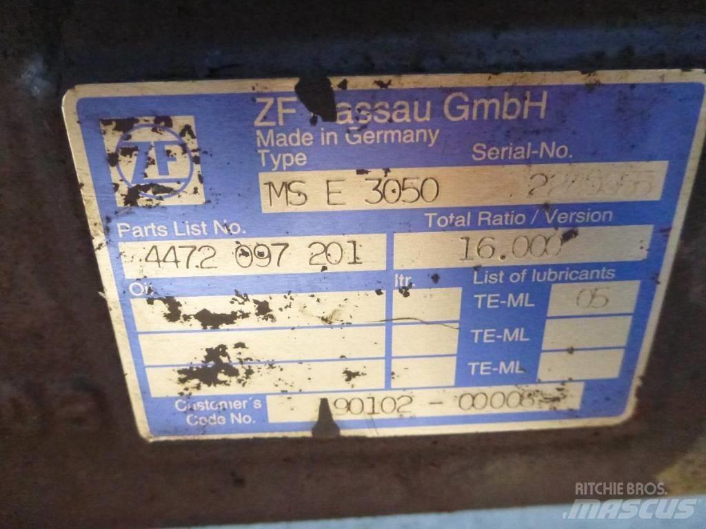 GM Doosan DX140W Tengelyek