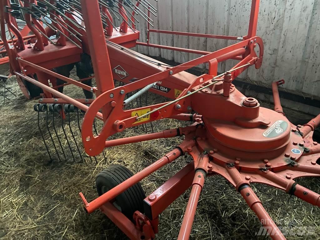 Kuhn GA4321 Rendforgatók