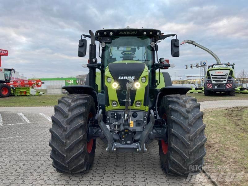 CLAAS AXION 870 Traktorok