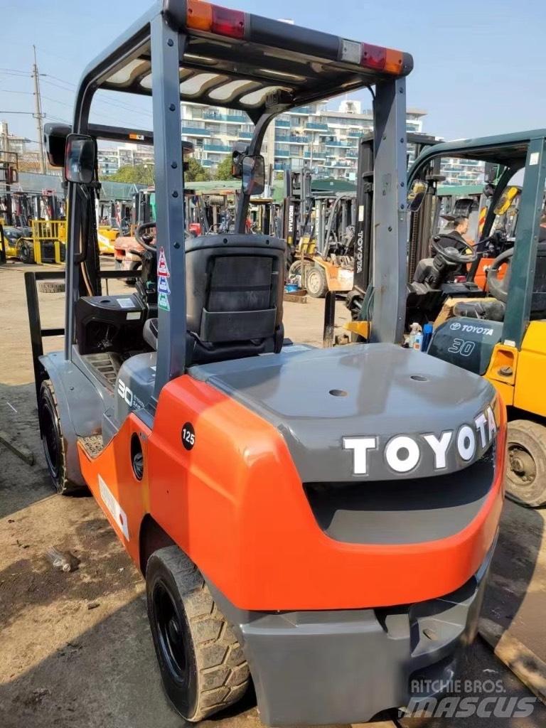 Toyota FD 30 8f Dízel targoncák