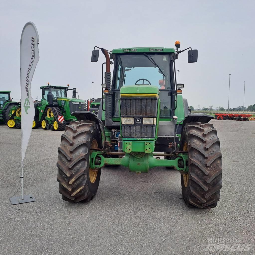 John Deere 7700 Traktorok