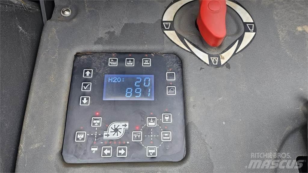Fendt Rogator 355 Vontatott trágyaszórók