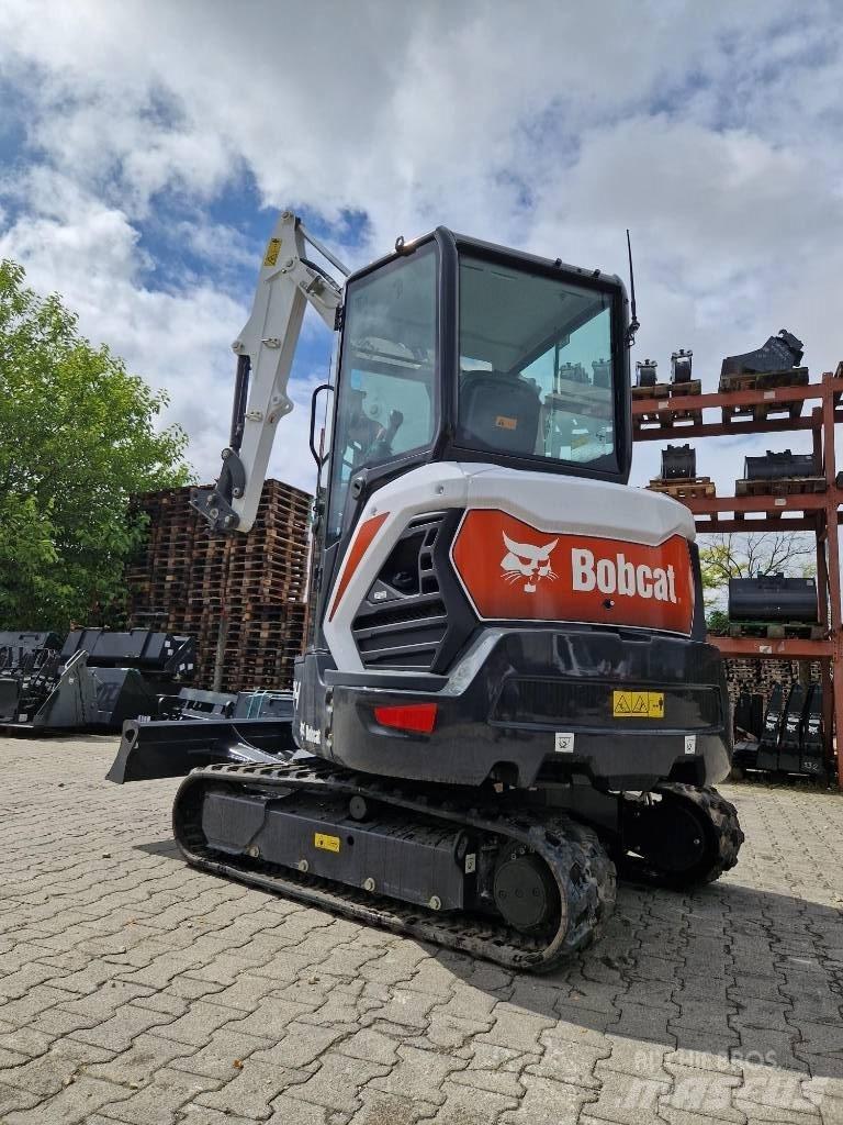 Bobcat E34 Mini kotrók < 7t