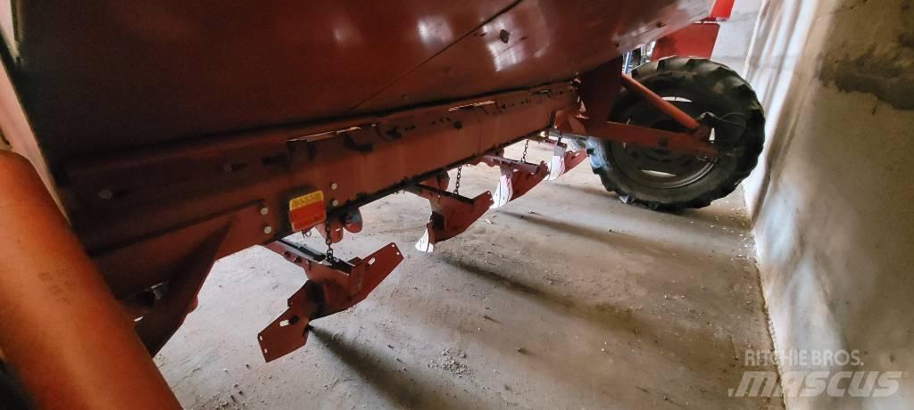 Underhaug 3200 Szemenként vetőgépek