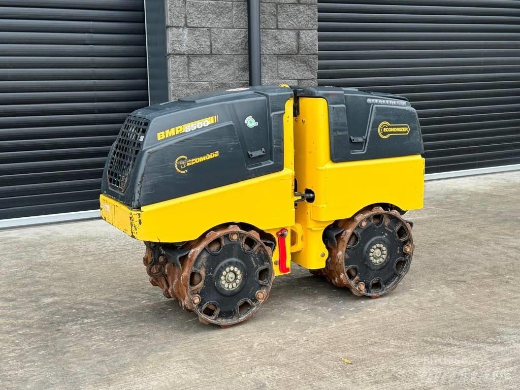 Bomag BMP 8500 Vibrátorok