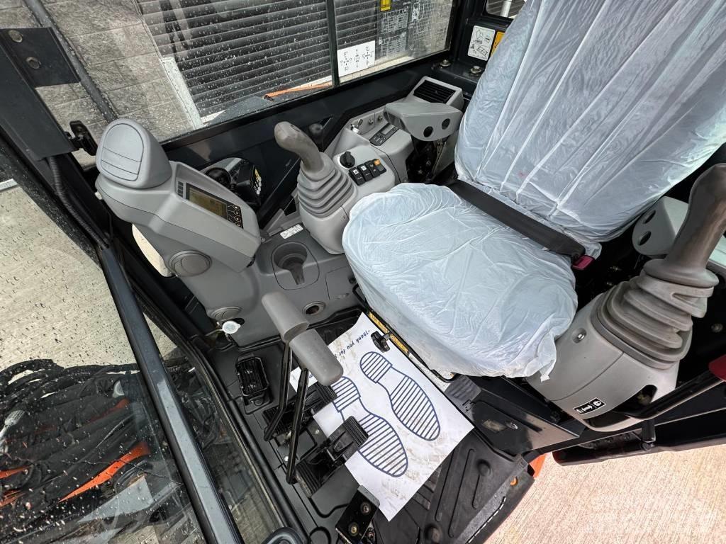 Hitachi ZX 33 U-5 A Mini kotrók < 7t