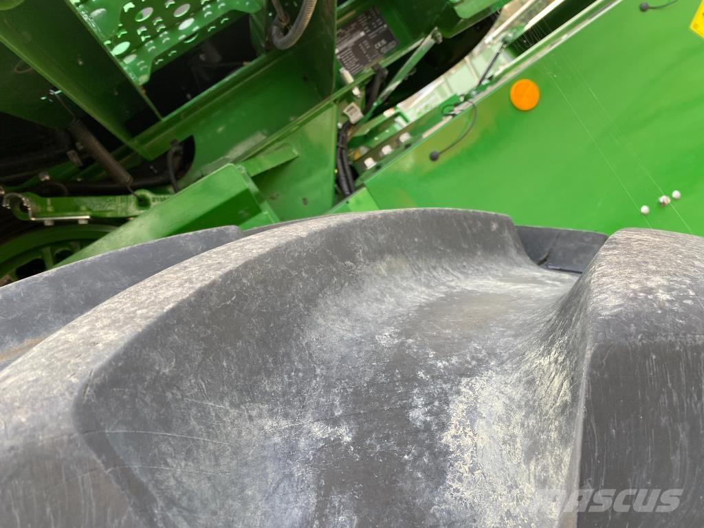 John Deere T560 HM Kombájnok