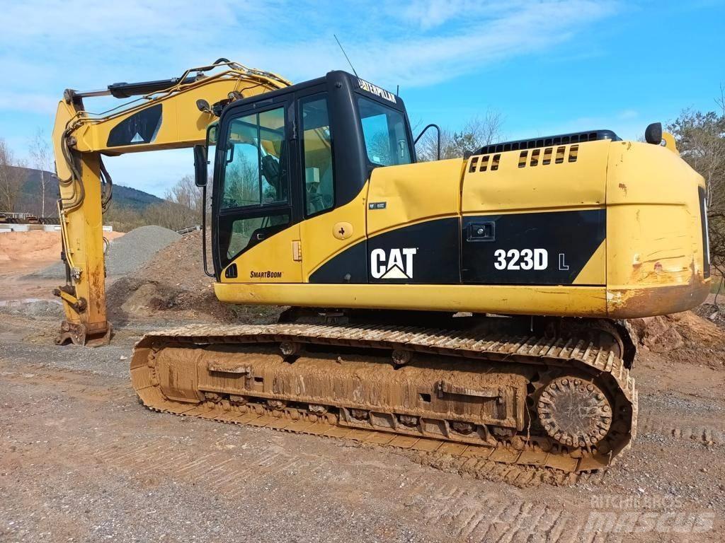 CAT 323 DL Lánctalpas kotrók