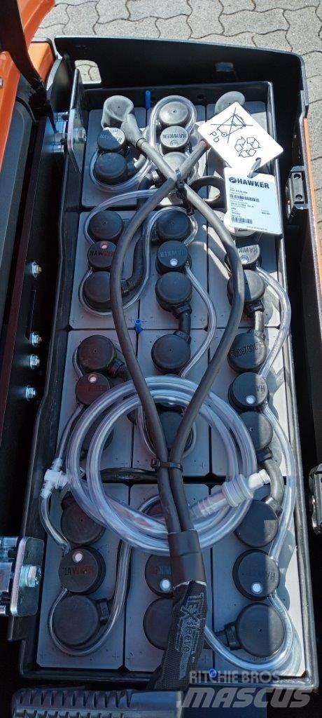 Toyota LPE 250 Alacsony emelőkocsi