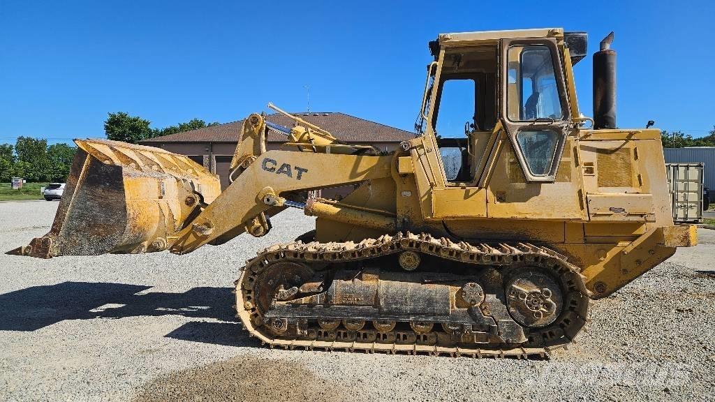 CAT 963 B Lánctalpas homlokrakodók