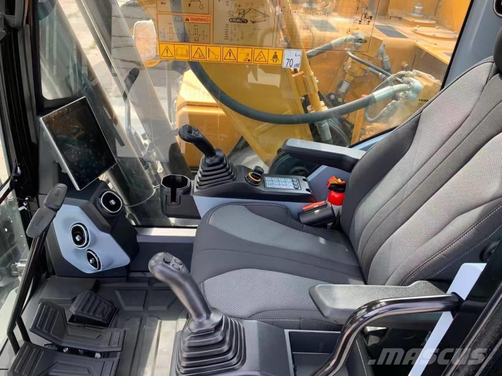 Sany SY 215 C LC Lánctalpas kotrók