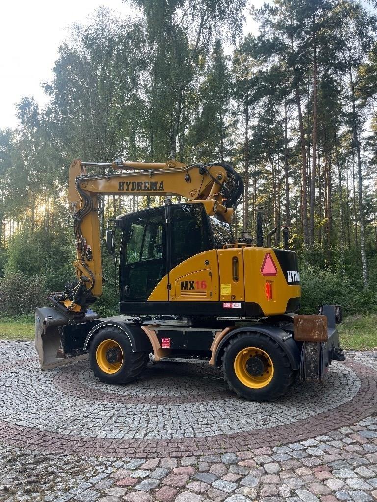 Hydrema MX 16 Gumikerekes kotrók