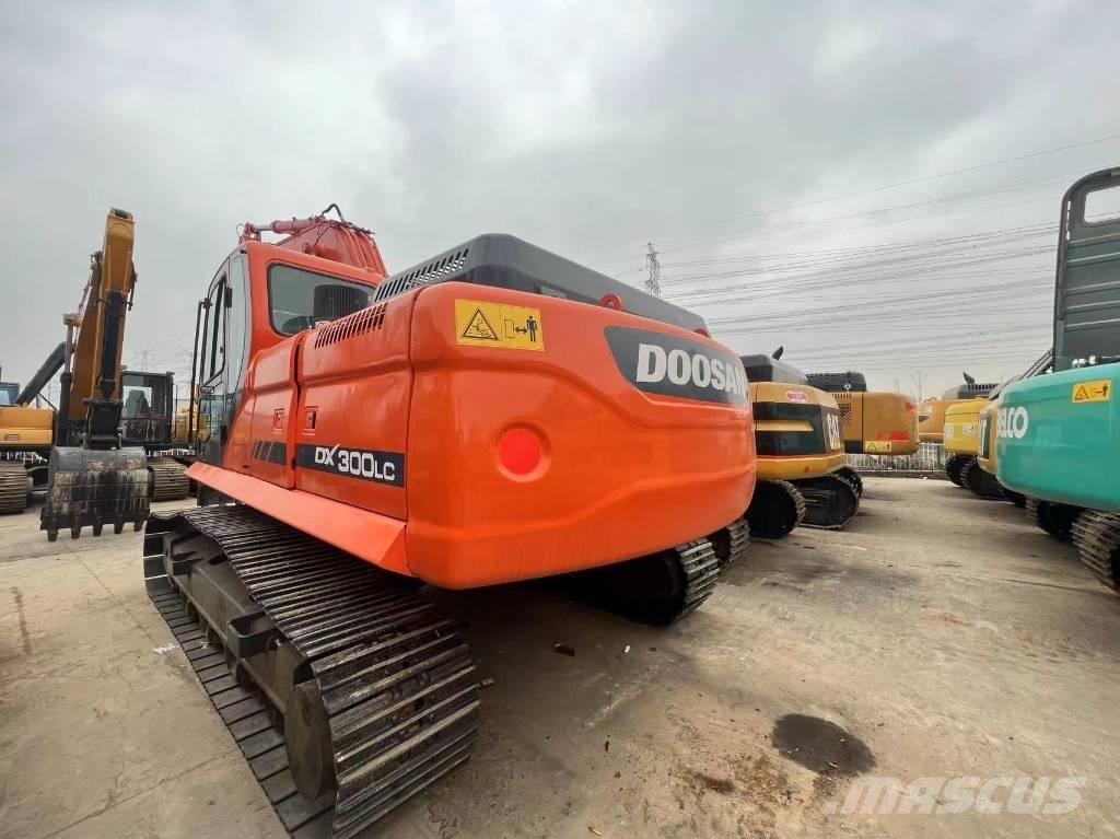 Doosan DOOOSAN DX300 Lánctalpas kotrók