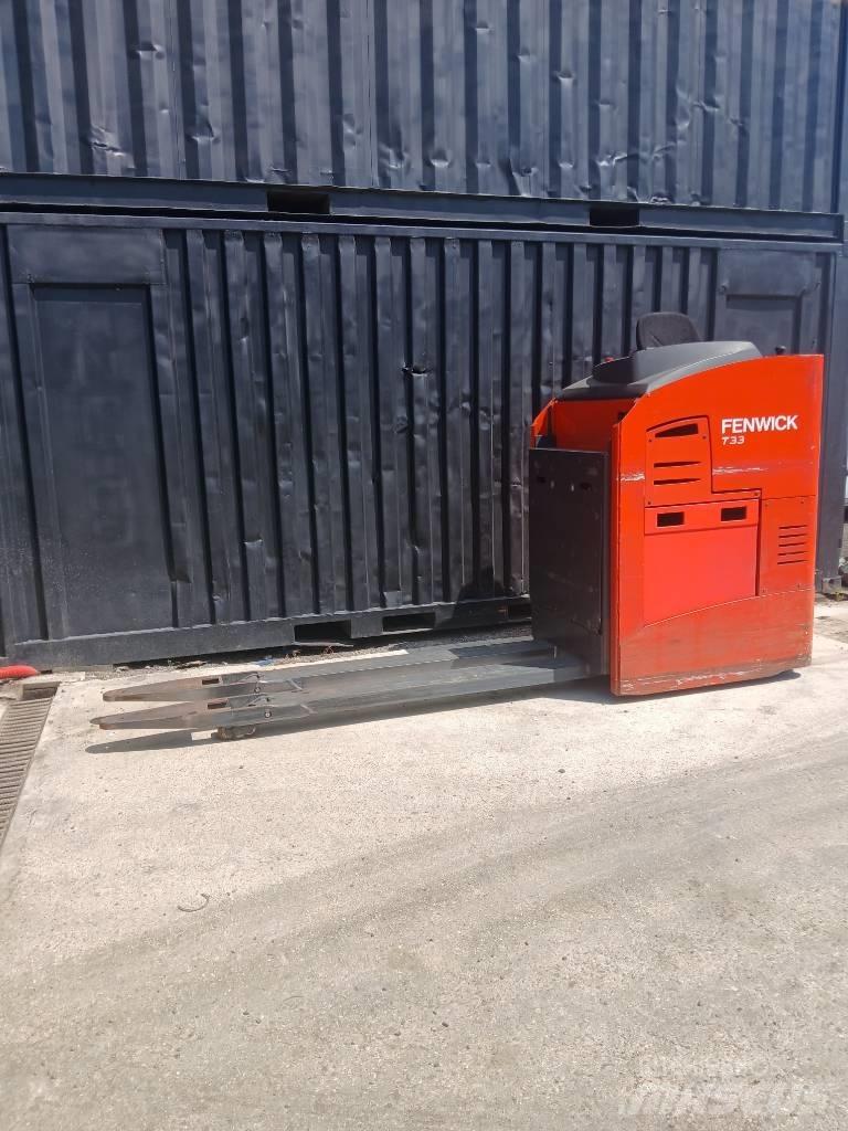 Fenwick T33 Alacsony emelőkocsi