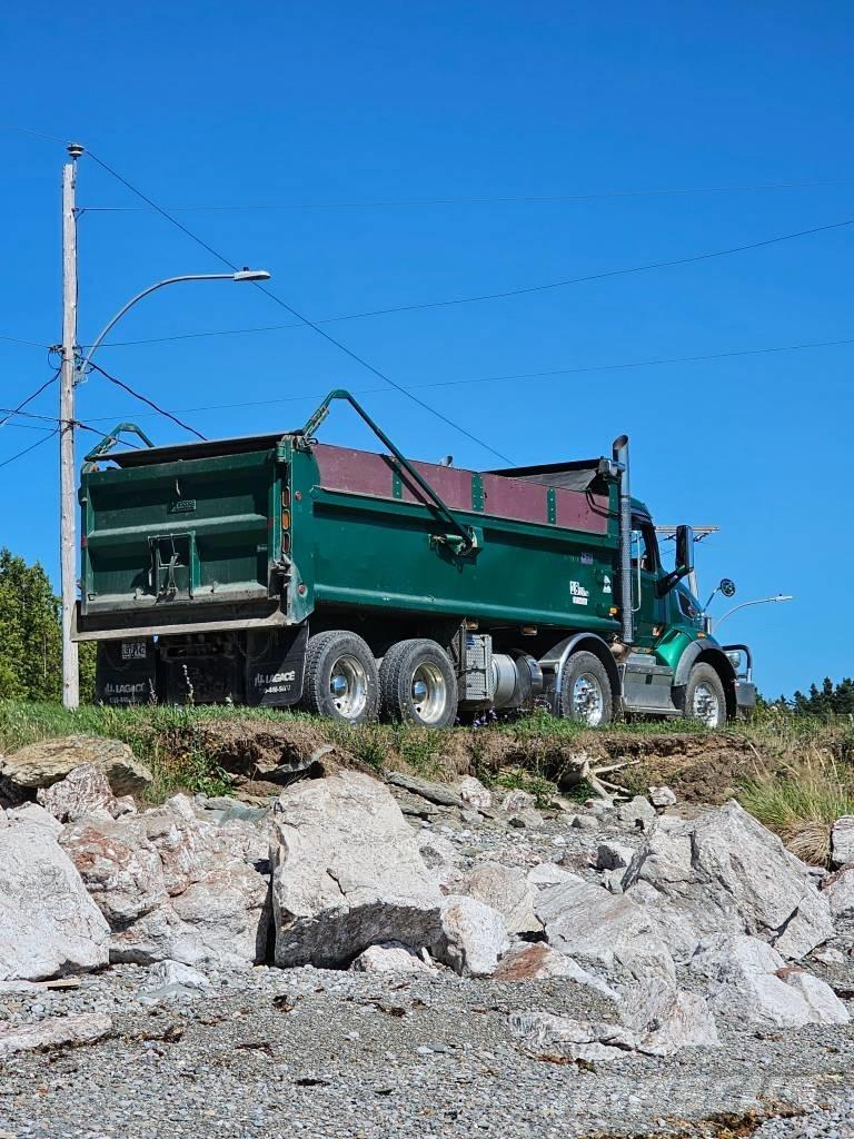 Peterbilt 567 Billenő teherautók