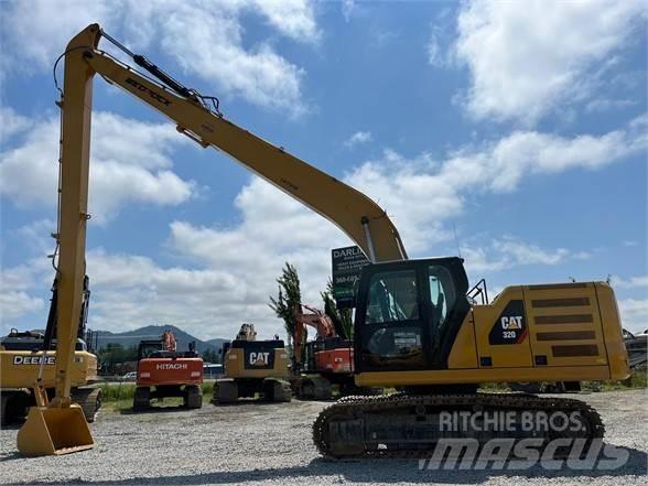 CAT 320 Lánctalpas kotrók