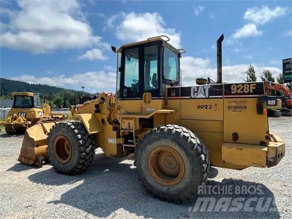 CAT 928F Gumikerekes homlokrakodók