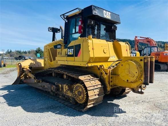 CAT D7E lánctalpas dózerek