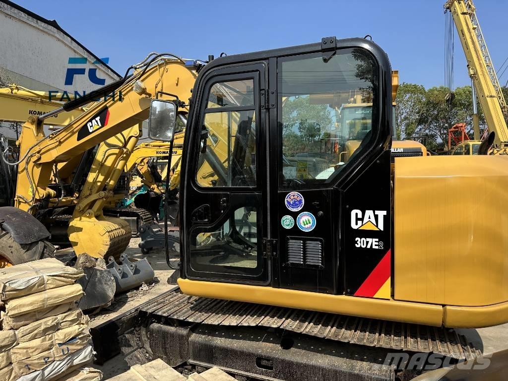 CAT 307E2 Mini kotrók < 7t