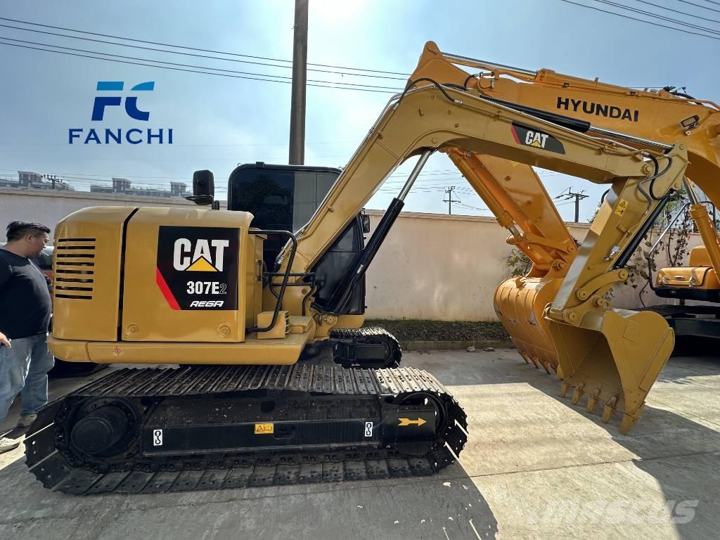 CAT 307E2 Mini kotrók < 7t