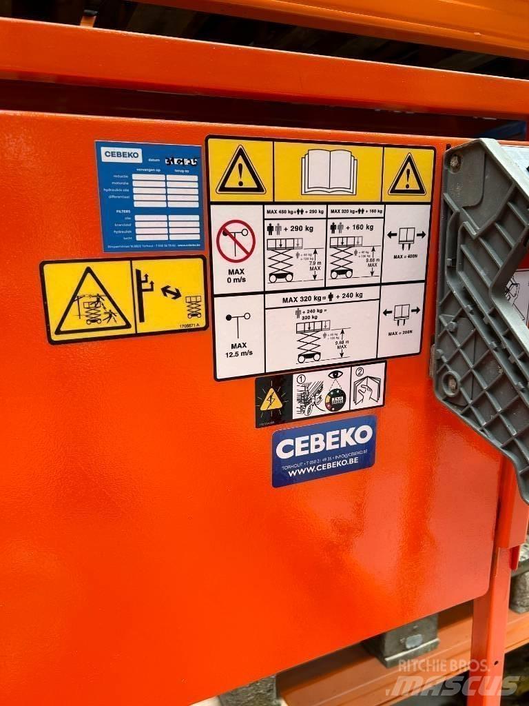 JLG 3246ES Ollós emelők