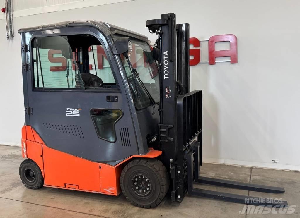 Toyota 10939 - 8FBMT25 Elektromos targoncák