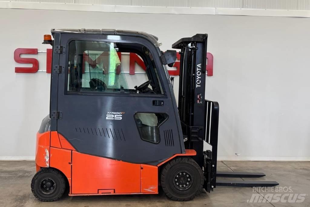 Toyota 10939 - 8FBMT25 Elektromos targoncák