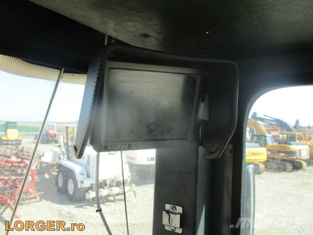 Terex TL 450 Gumikerekes homlokrakodók