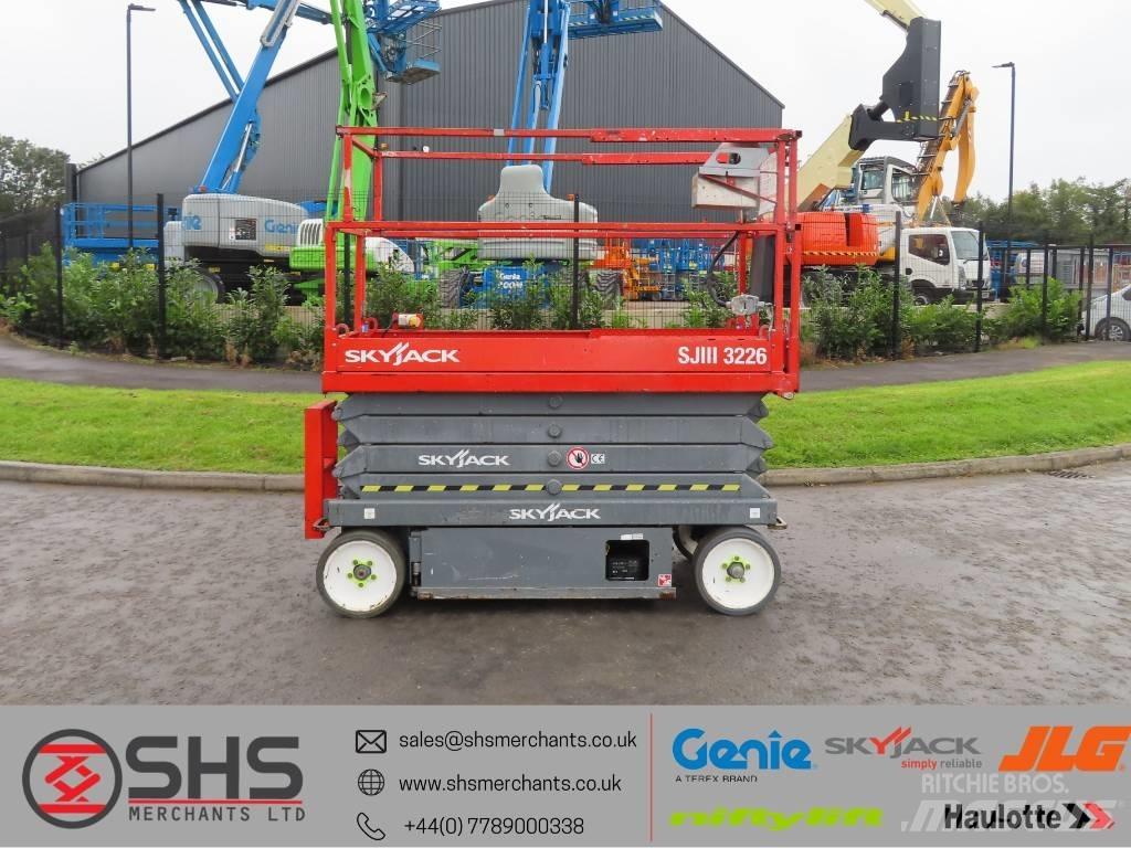 SkyJack SJ III 3226 Ollós emelők