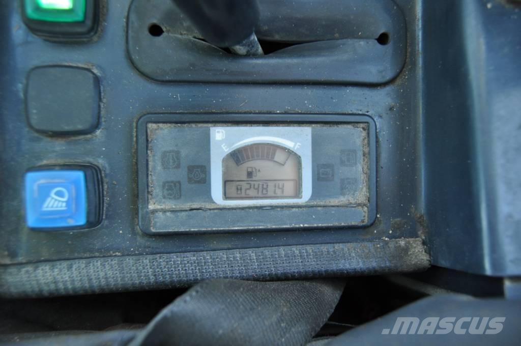 Hitachi ZX 26 U-6 CR Mini kotrók < 7t