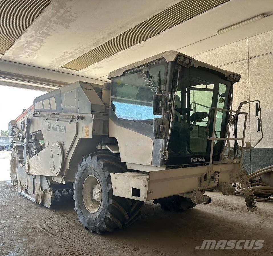 Wirtgen WR250i Aszfalt aprítók