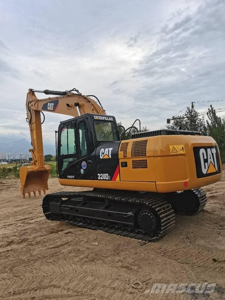 CAT 320 D Lánctalpas kotrók