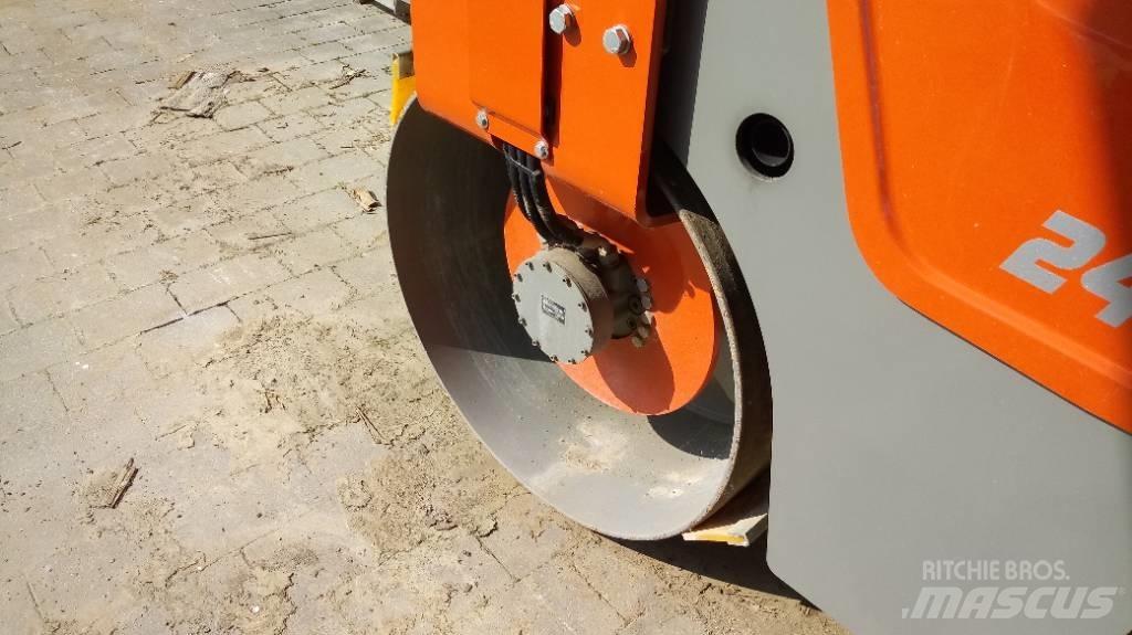 Atlas AW240 Ikerdobos hengerek