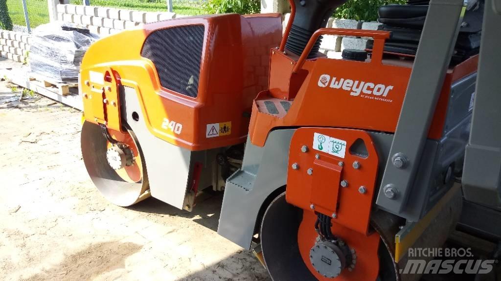 Atlas AW240 Ikerdobos hengerek