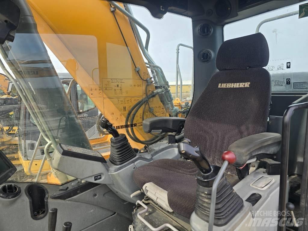 Liebherr R 924 Lánctalpas kotrók