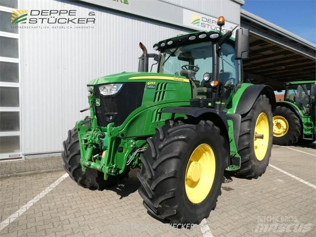 John Deere 6215R Traktorok