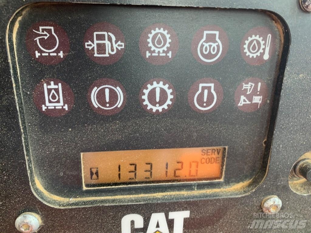 CAT D 6 T lánctalpas dózerek