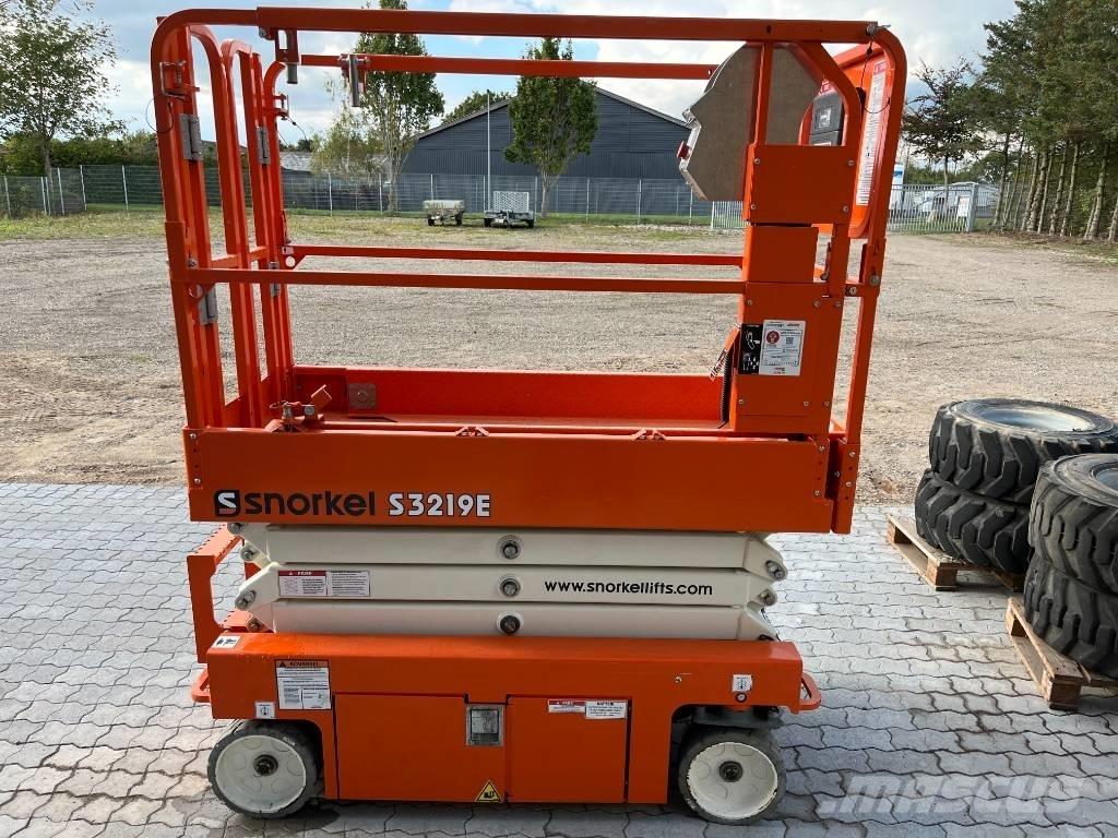 Snorkel S 3219 E Ollós emelők