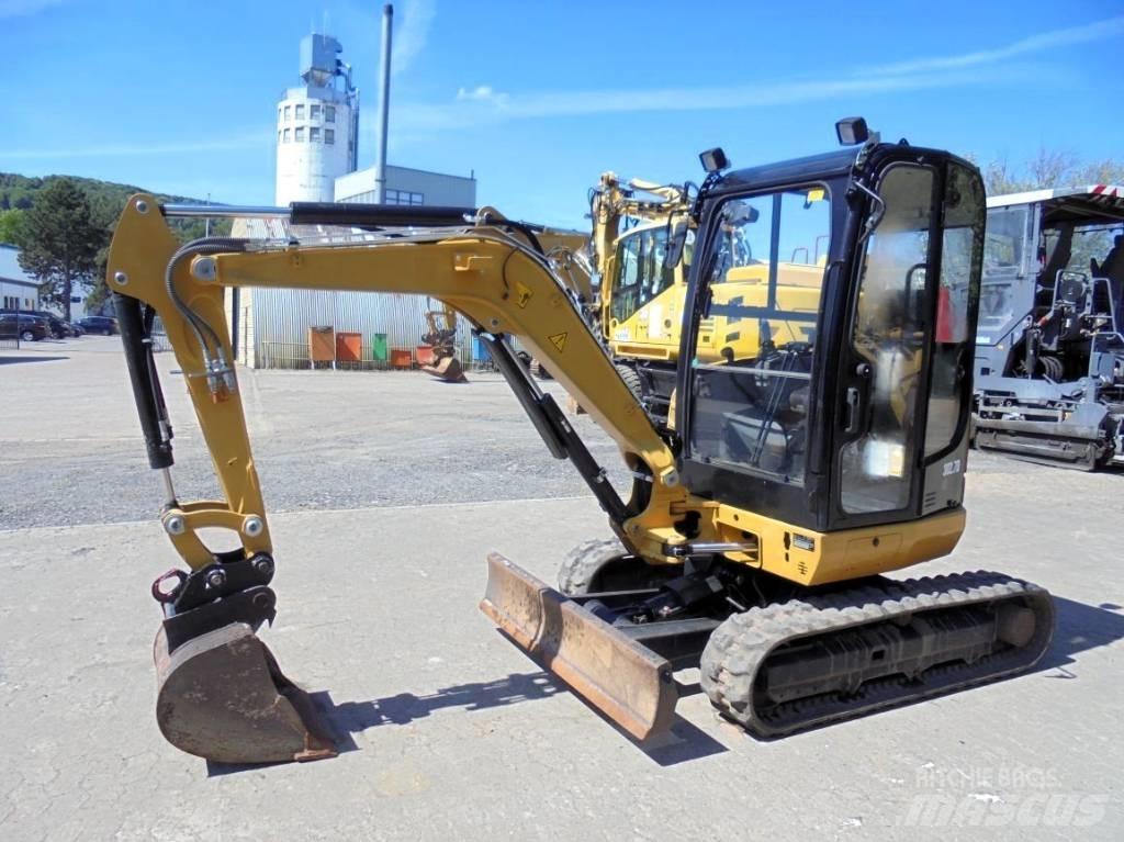 CAT 302.7 D CR Mini kotrók < 7t