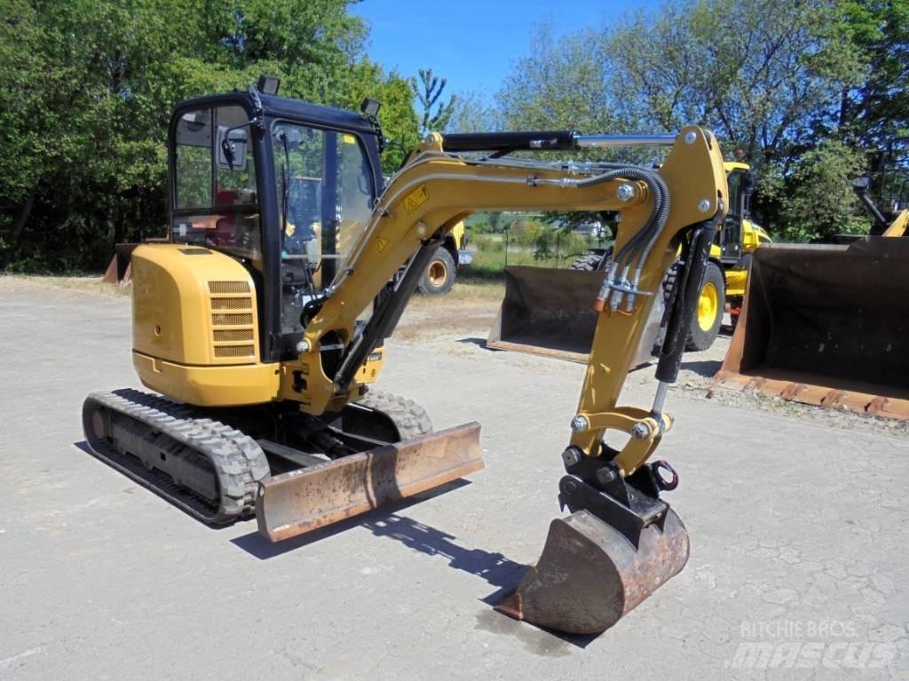 CAT 302.7 D CR Mini kotrók < 7t