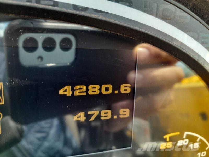 JCB 525-60 Teleszkópos rakodók