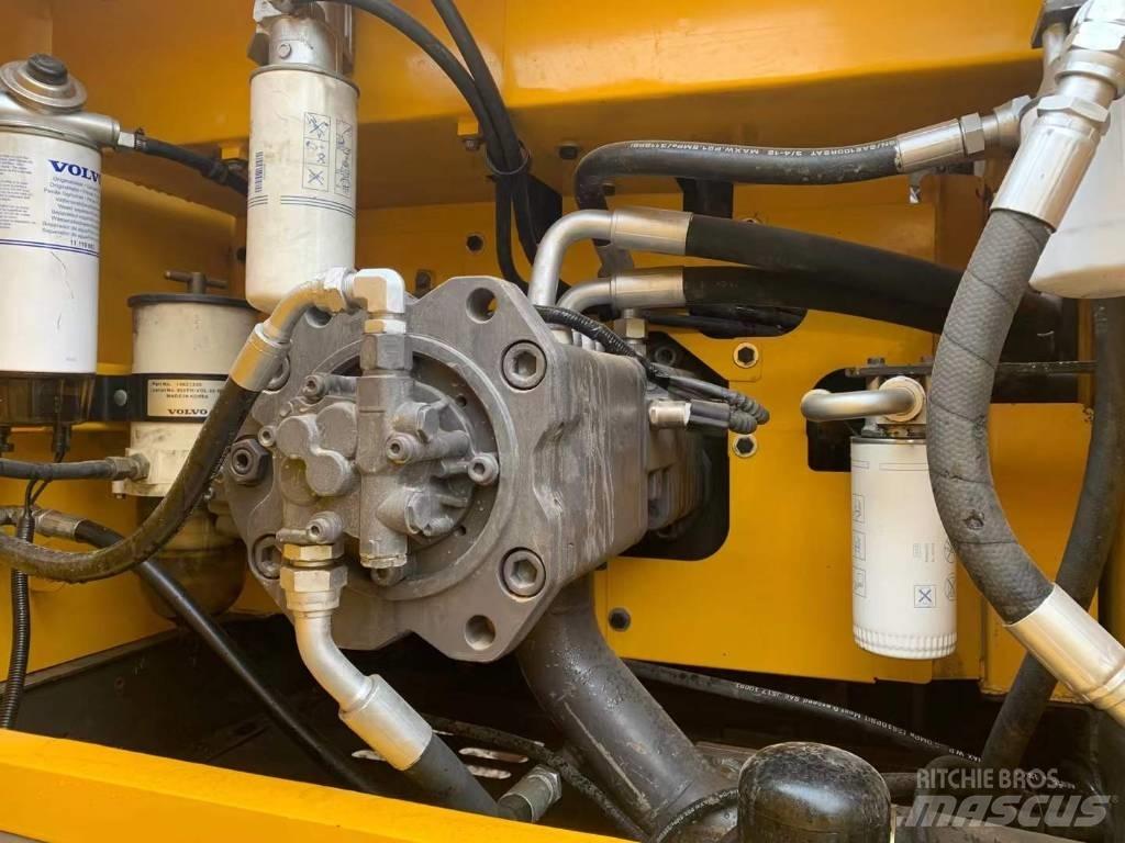 Volvo EC 300 Lánctalpas kotrók