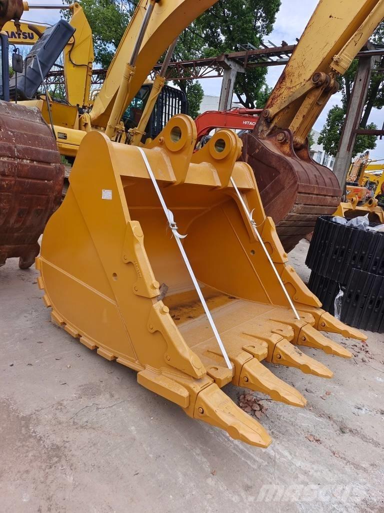 Komatsu PC 200-8N1 Lánctalpas kotrók