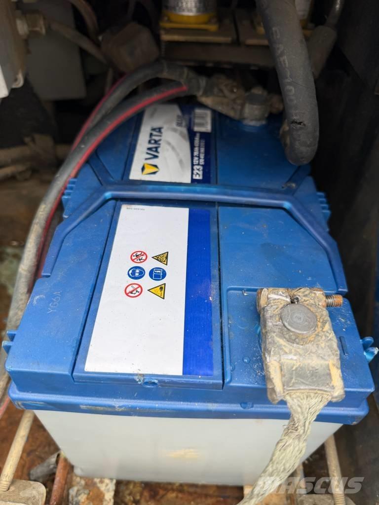 Aichi SR 12 B Teleszkópos emelők