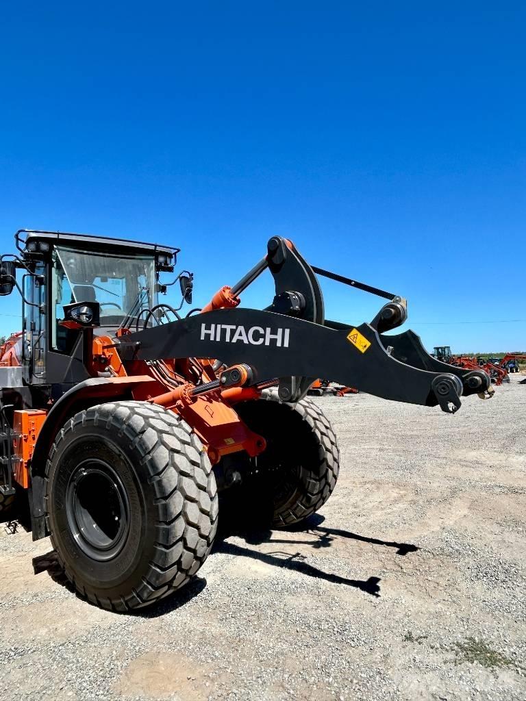 Hitachi ZW220-7 Gumikerekes homlokrakodók